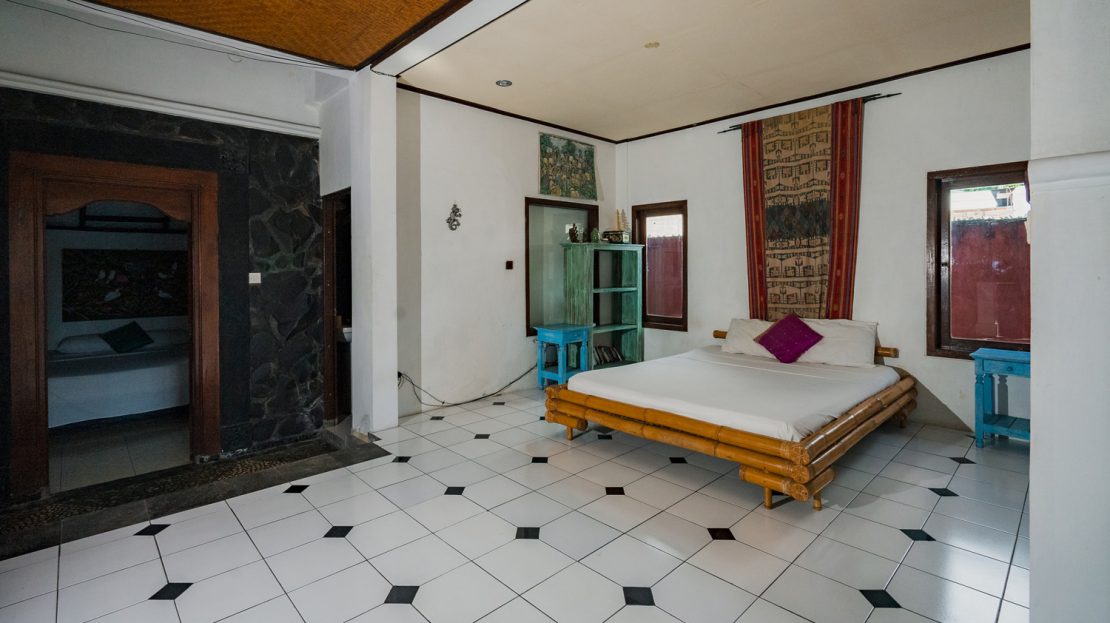 5 bedroom Lovina Villas