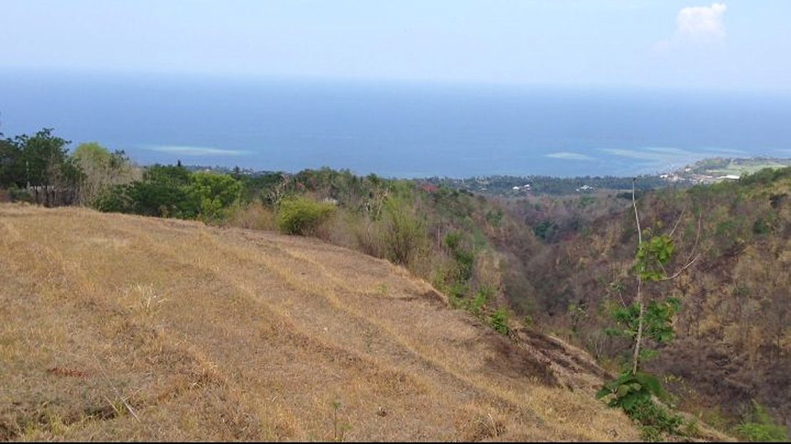 North Bali Lovina land with sea view