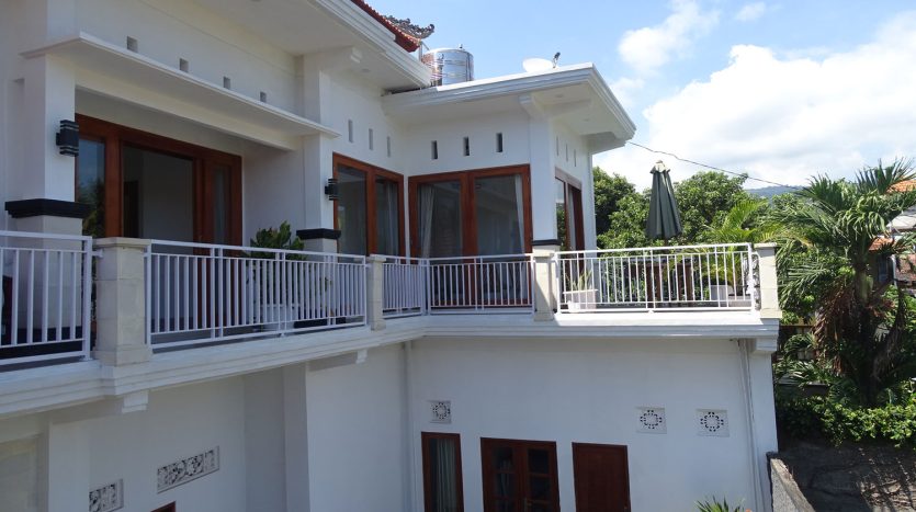 Lovina 4 bedroom villa