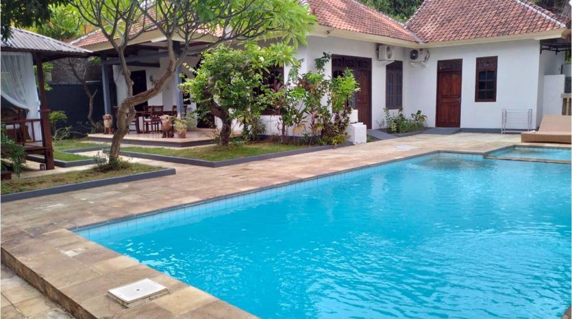 Lovina Beach Villa